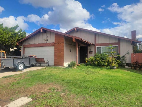 Photo of 11267 Westonhill Dr DR, San Diego, CA 92126 (MLS # 260025605SD)