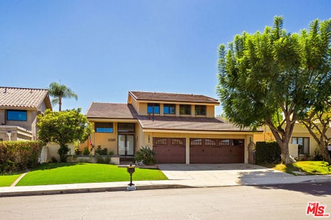 Photo of 24446 Park Granada, Calabasas, CA 91302 (MLS # 26101853)