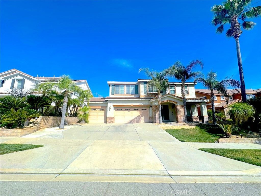 Photo of 5031 Cottontail Way, Fontana, CA 92336 (MLS # AR26066733)