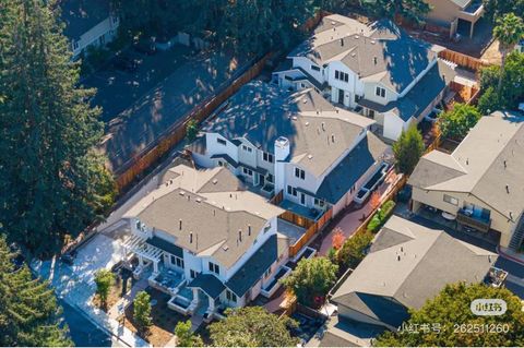 Photo of 125 Flynn, Mountain View, CA 94043 (MLS # ML82027759)