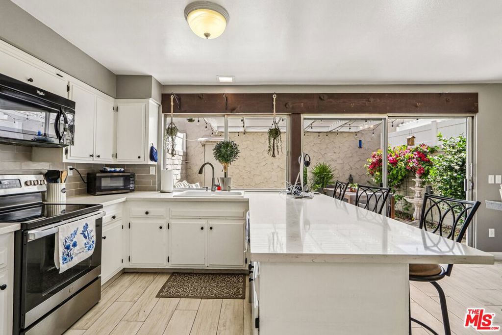 24249 La Glorita Circle