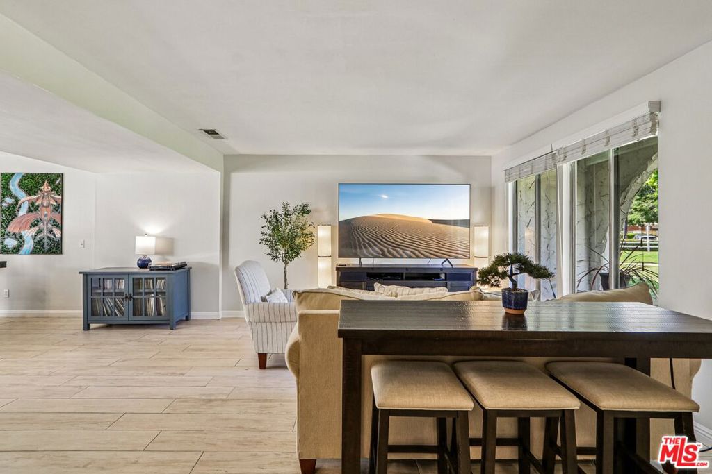 24249 La Glorita Circle
