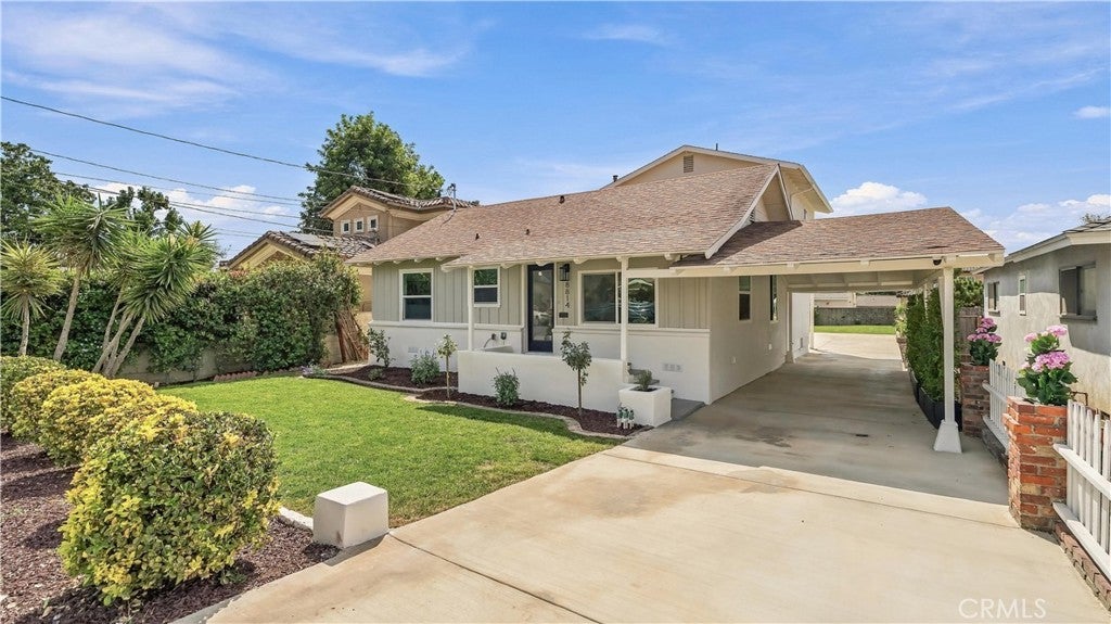 8814 Longden