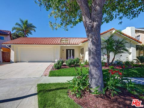Photo of 5241 Glenroy Drive, Huntington Beach, CA 92649 (MLS # 25575095)
