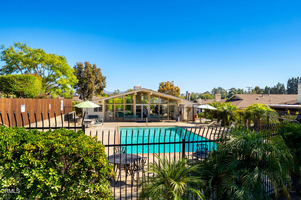 Las Posas Gardens - 2666 - Residential