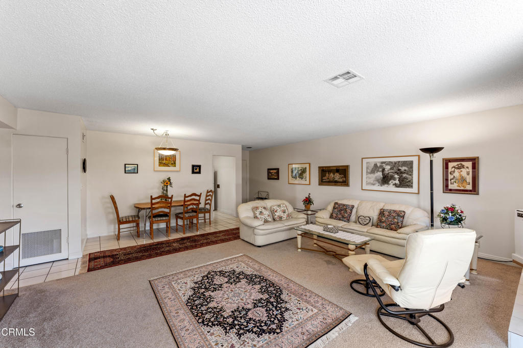 Las Posas Gardens - 2666 - Residential