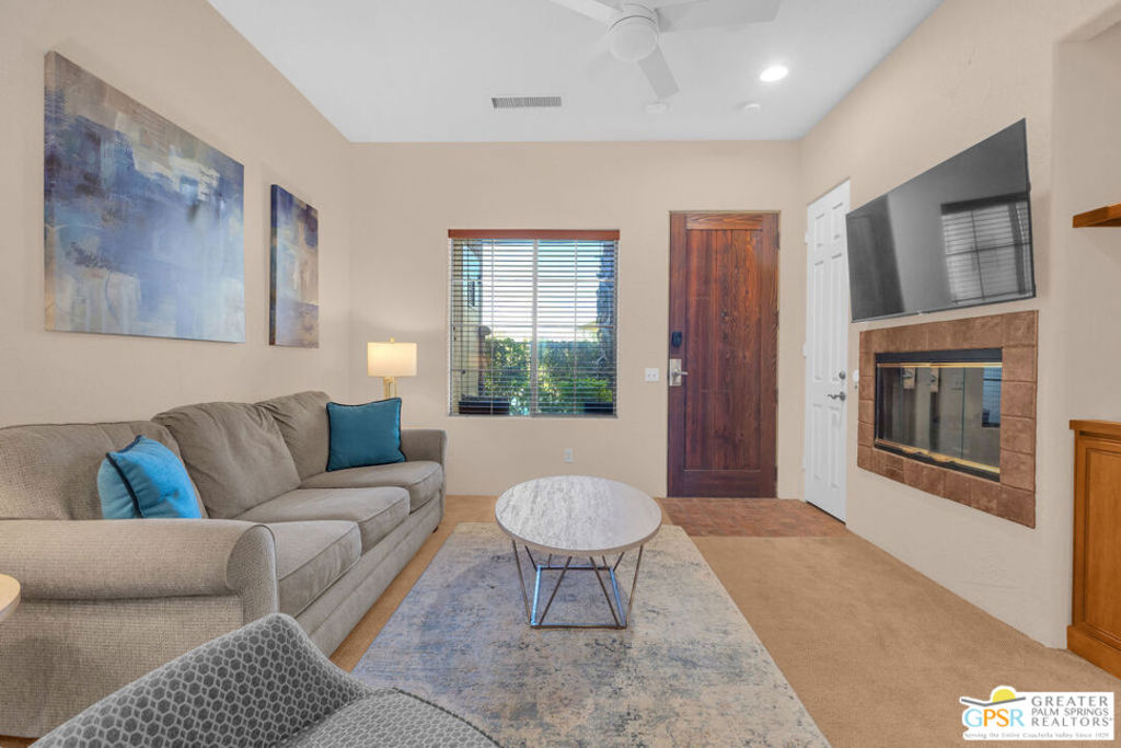 Casitas Las Rosas - Residential