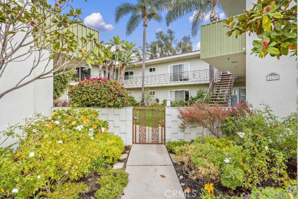 Photo of 1570 Via Capri #2, Laguna Beach, CA 92651 (MLS # OC26065798)