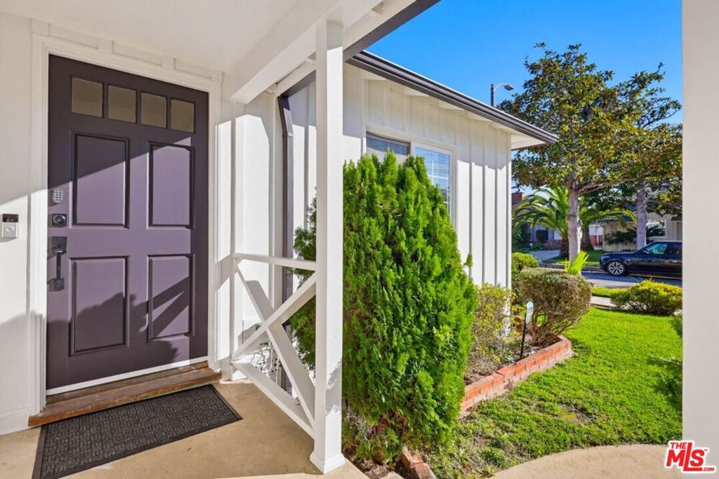 Photo of 6321 W 78th Place, Los Angeles, CA 90045 (MLS # 25629931)