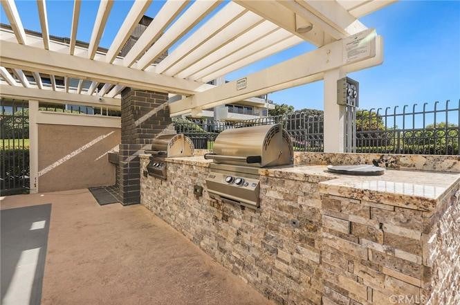 240 Nice Lane 117, Newport Beach CA 92663 - Photo 25