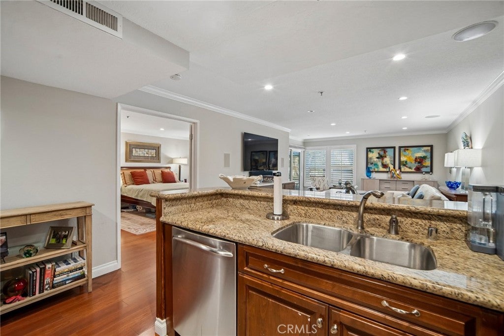 240 Nice Lane 117, Newport Beach CA 92663 - Photo 13