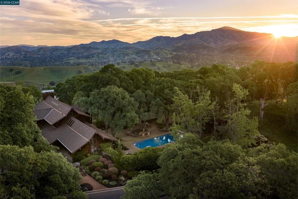 Photo of 289 Castle Crest Rd Rd, Alamo, CA 94507 (MLS # 41128074)