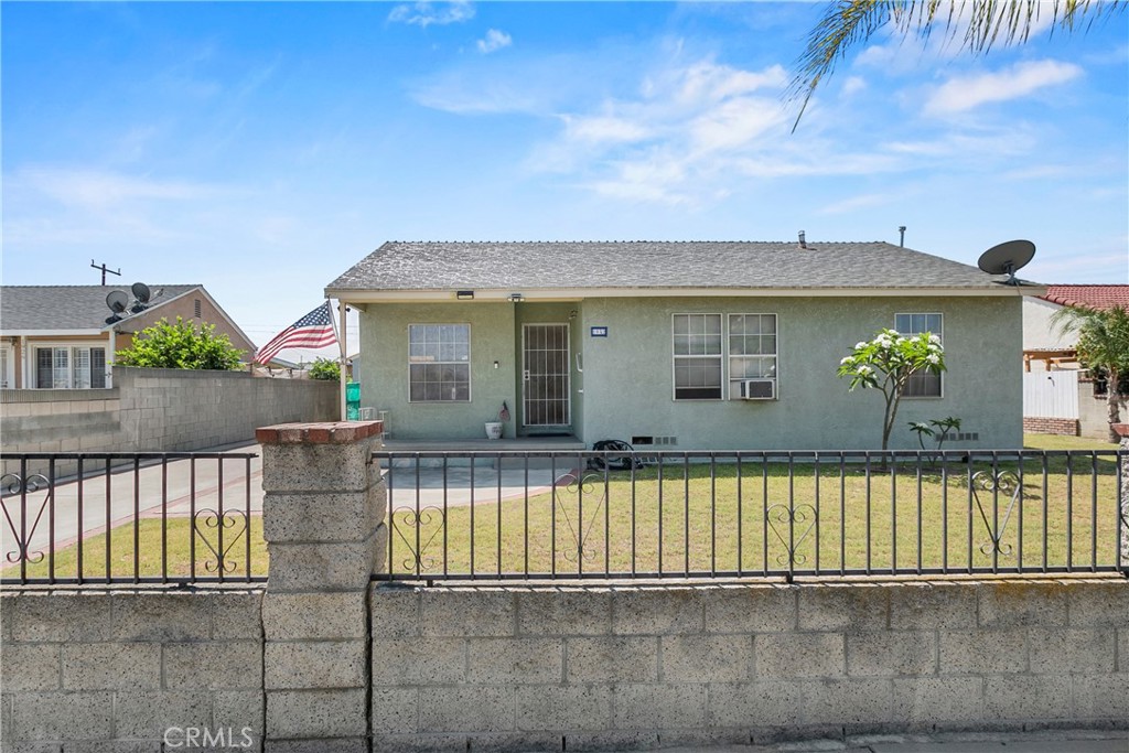 1932 S Orange Avenue