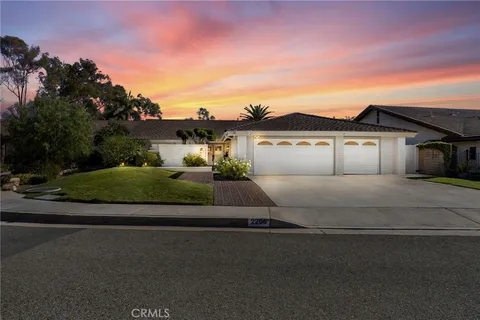 2206 Oakridge Court, Fullerton, CA 92831 - MLS#: PW25249929