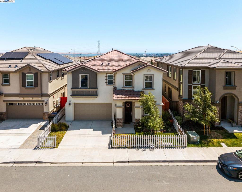 2525 Modena Dr.