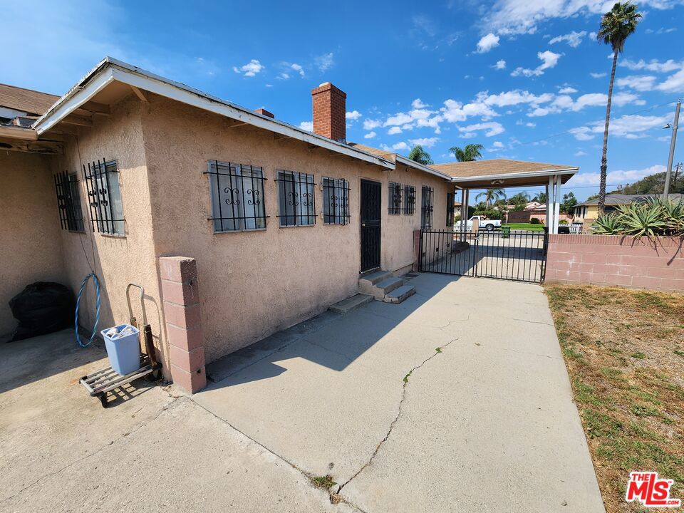 1036 W Stockwell Street