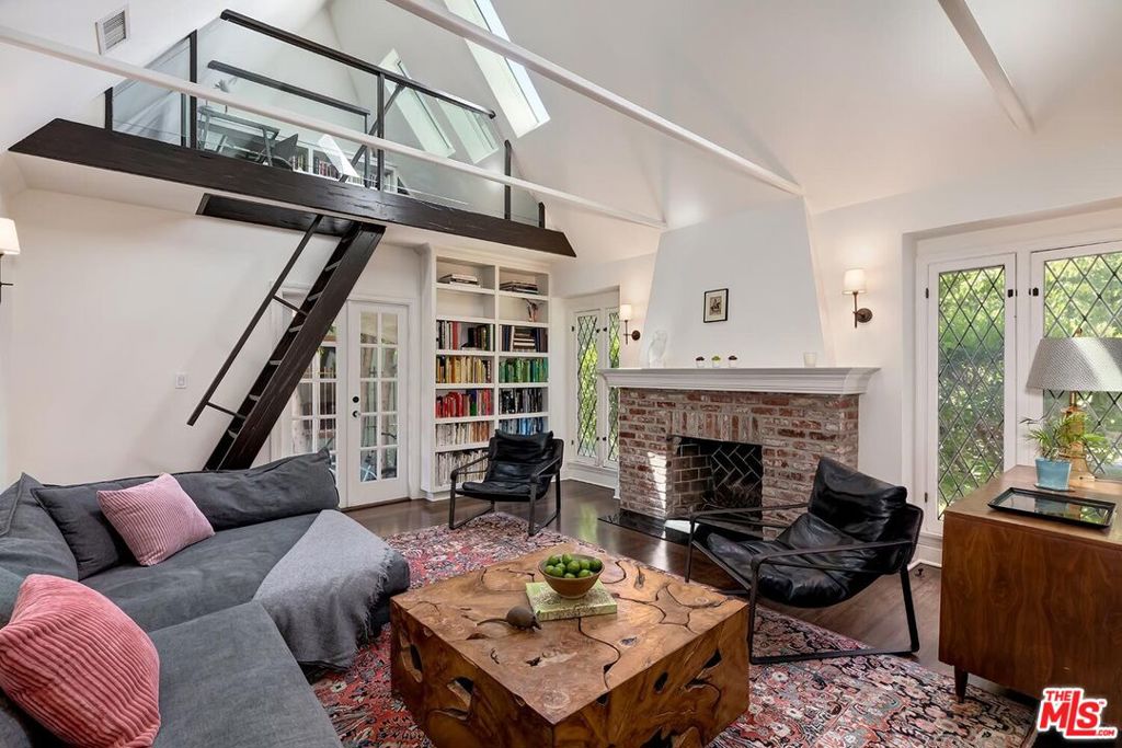Properties 2 1024 Stearns Drive