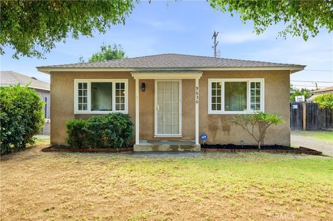 9636 Cedartree Downey CA 90240