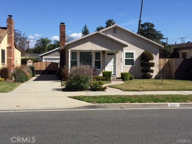 Main image without alt text