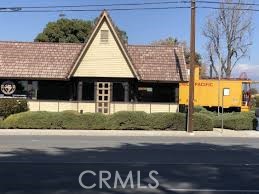 - Commercial Lease