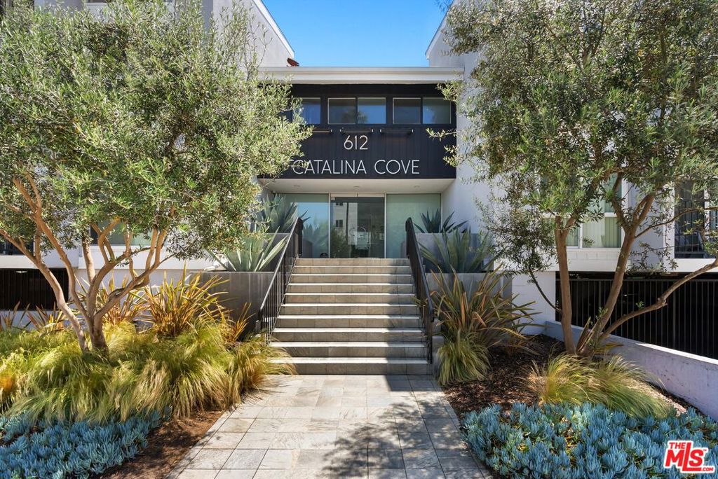 Properties 2 612 S Catalina Avenue