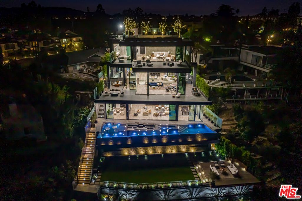 Photo of 2304 Donella Circle, Los Angeles, CA 90077 (MLS # 26640953)