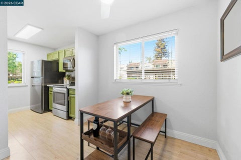 Photo of 102 Luna Grande Cir #5, Sacramento, CA 95834 (MLS # 41133817)