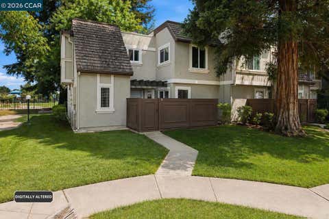 Photo of 102 Luna Grande Cir #5, Sacramento, CA 95834 (MLS # 41133817)