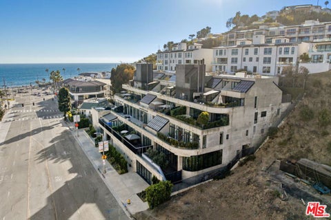 Photo of 17351 W Sunset Boulevard #3C, Pacific Palisades, CA 90272 (MLS # 26719345)