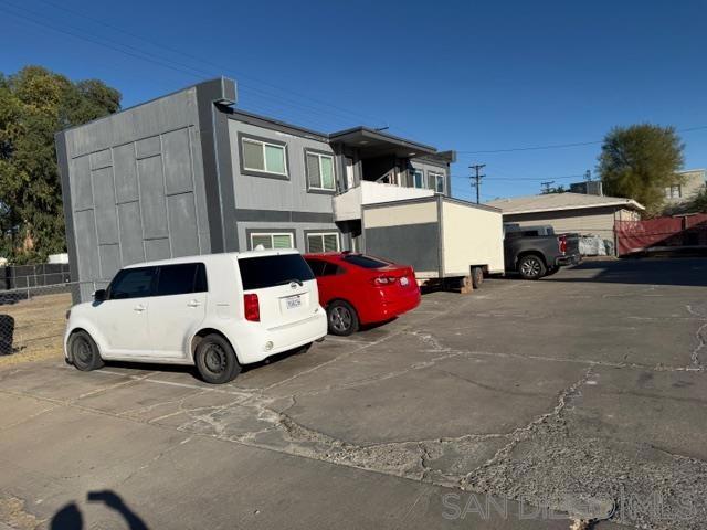 700 Blair