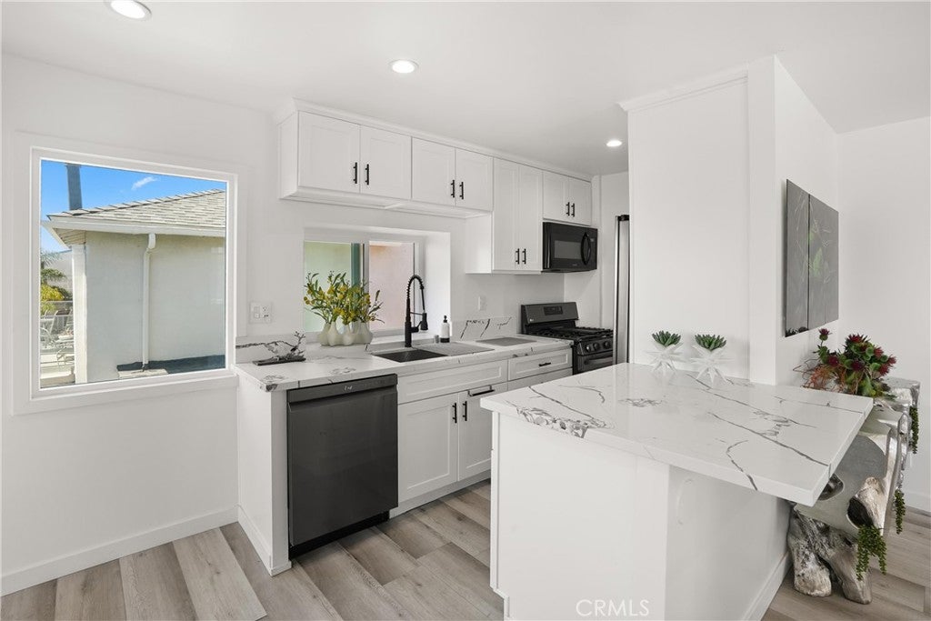 32082 Coast Hwy, Laguna Beach CA 92651 - Photo 44