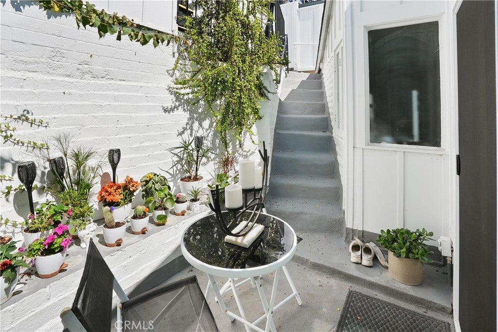 32082 Coast Hwy, Laguna Beach CA 92651 - Photo 33