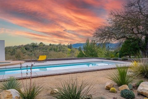 8980 Junipero Atascadero CA 93422