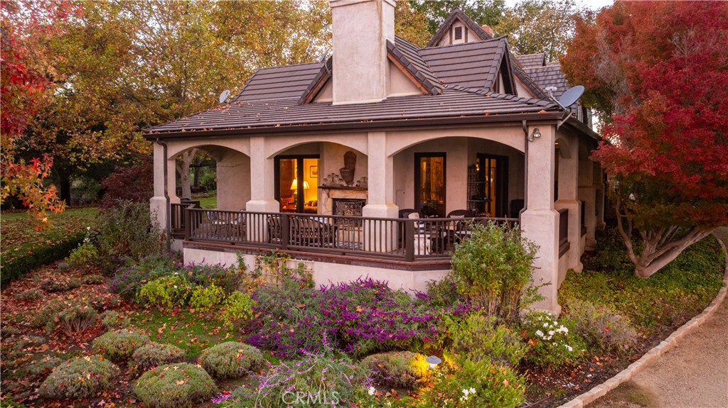 5415 Fairhills