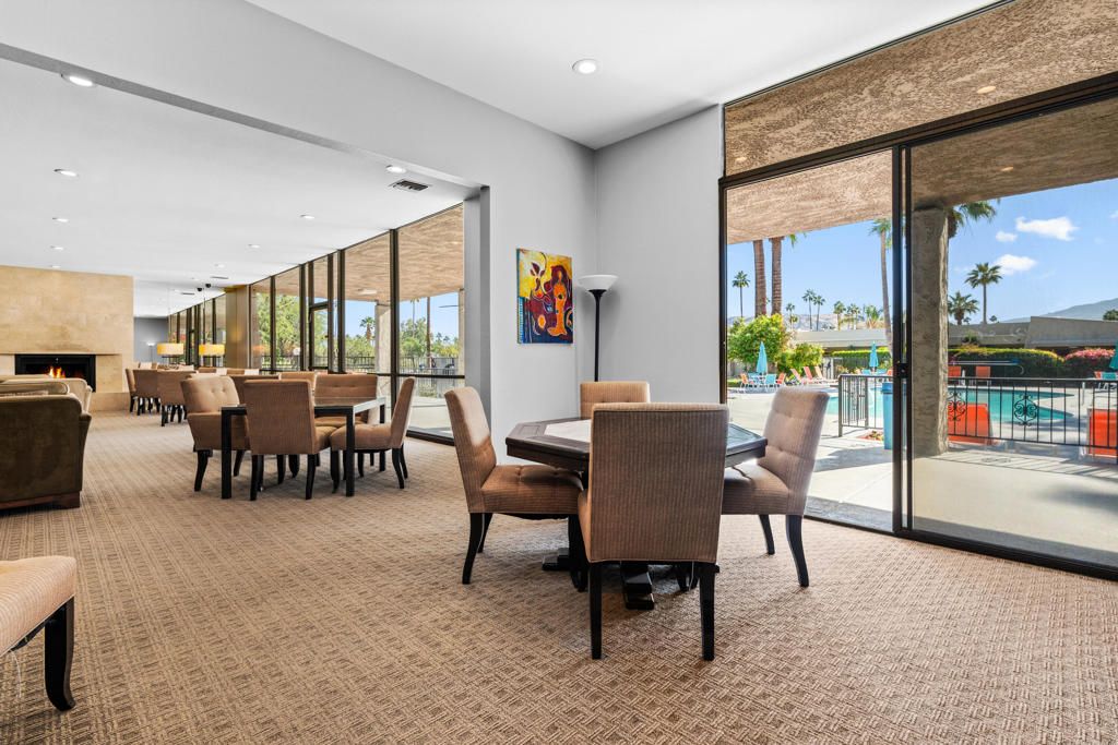 listing image 130727468334149519239