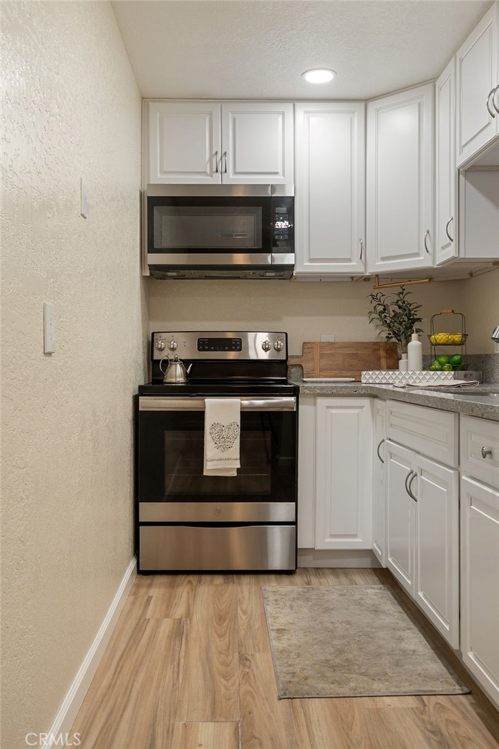 Palm Springs Villas I (33115) - Residential