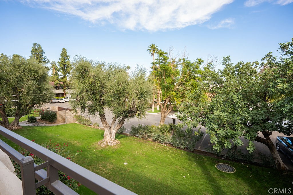 Palm Springs Villas I (33115) - Residential