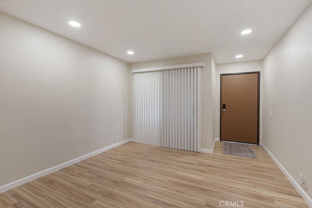 Palm Springs Villas I (33115) - Residential