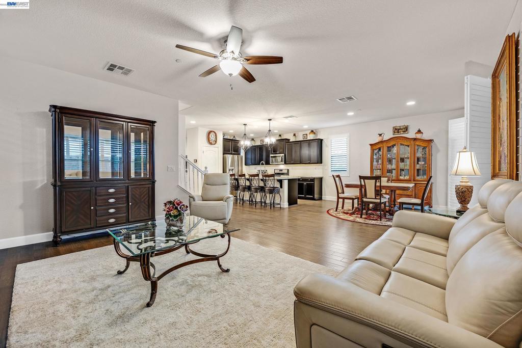 7001 Sitka Court
