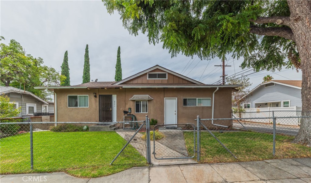 This tenant occupied triplex offers a prime investment opportunity just a short distance from the shops, restaurants, library, and parks of Old Town Monrovia. Featuring three distinct units. The main building consists of a side-by-side duplex, with each unit offering a comfortable one-bedroom, one-bathroom layout complete with a living room, kitchen, and wall AC units. A separate, detached unit provides more space with two bedrooms, a full bathroom, a living room, and a window AC unit. All units share a convenient two-car garage for parking. This is a fantastic opportunity for an investor seeking a turnkey property in a highly desirable, walkable location.