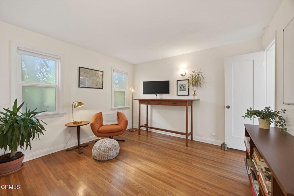 1681 San Nicholas Street