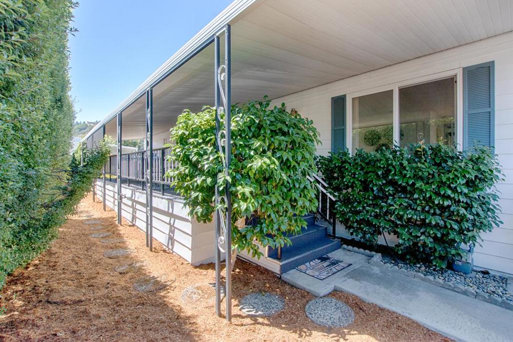 225 Mount Hermon