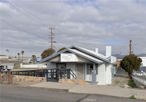 Photo of 521 E Williams Street, Barstow, CA 92311 (MLS # HD26003235)
