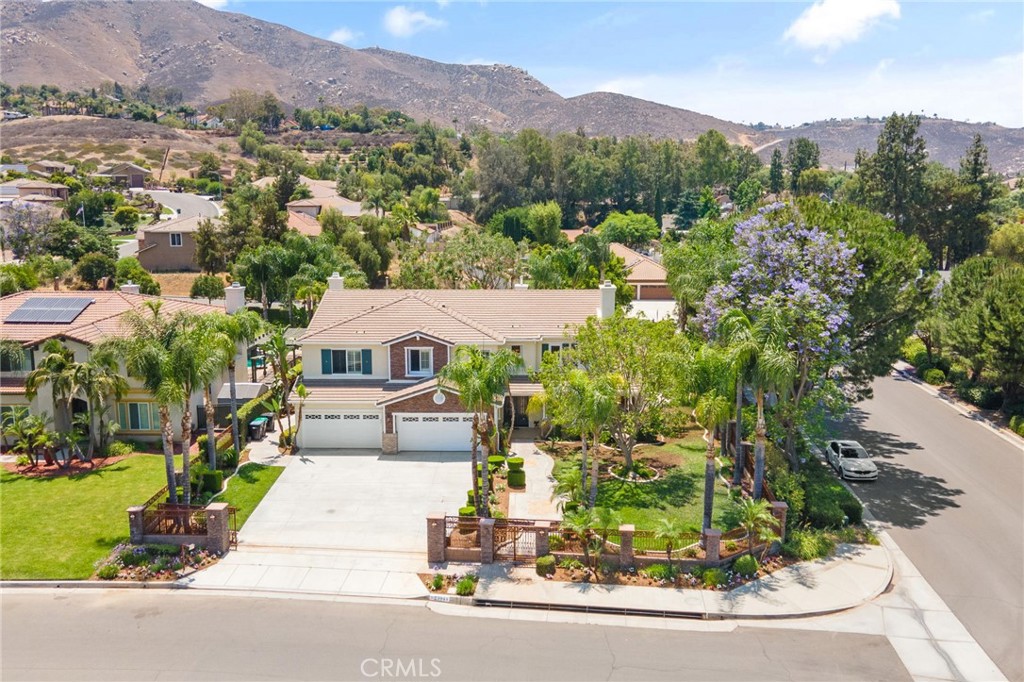 2394 Old Heritage Road