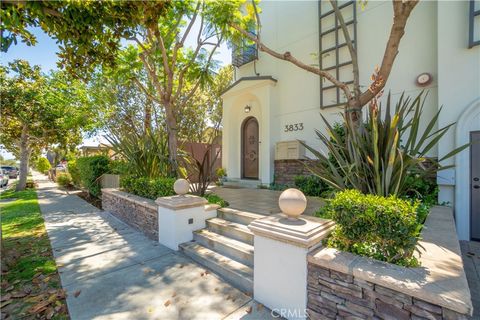 Photo of 3833 Huron Ave. AVE #1, Culver City, CA 90232 (MLS # SB26095177)