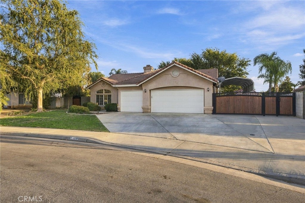 6705 Tiber River