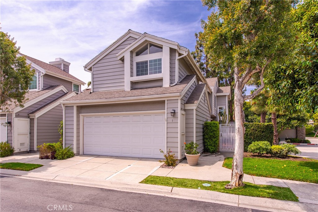 Welcome to this stunning home located in the highly sought-after Marina Del Rey area. This gorgeous property boasts two bedrooms, two and a half bathrooms, and stunning hardwood floors throughout. As you step inside, you'll be greeted by an expansive and inviting open living room, perfect for entertaining and relaxing with friends and family. The modern and sleek stainless steel kitchen appliances provide the perfect setting for gourmet meals and memorable gatherings. The spacious primary bedroom is a true retreat, featuring a huge en-suite bathroom with a stand-alone tub and elegant fixtures. In addition to the primary suite, there is a second bedroom that's perfect for guests or a home office. Step outside to your own private backyard patio, where you can relax in the sun or enjoy a barbecue with friends. Community includes 24hr gated security guard, access to pool, jacuzzi, sauna, tennis and pickleball courts. This property is truly a gem in the heart of Marina del Rey, offering luxury living at its finest!