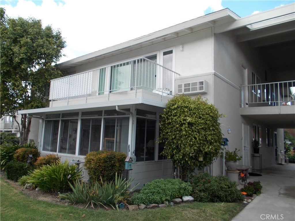 328 Avenida Carmel P