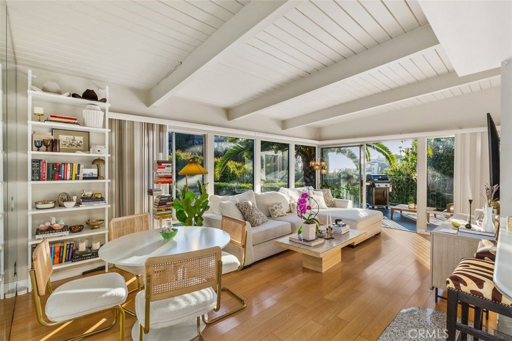 Corona del Mar South of PCH (CDMS) - Residential