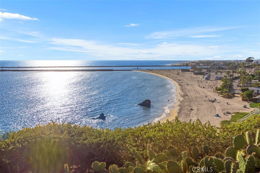 Corona del Mar South of PCH (CDMS) - Residential